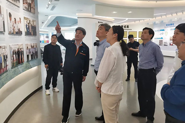 新乡市委副书记王新军莅临hg1088公司调研领导