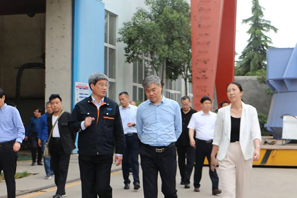 新乡市委副书记王新军莅临hg1088公司调研领导